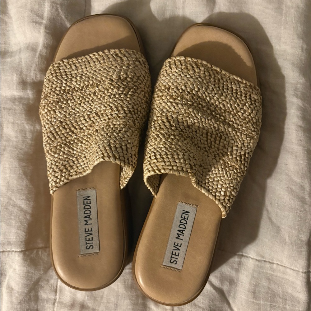Steve Madden Women's Beige Woven Slide Sandals